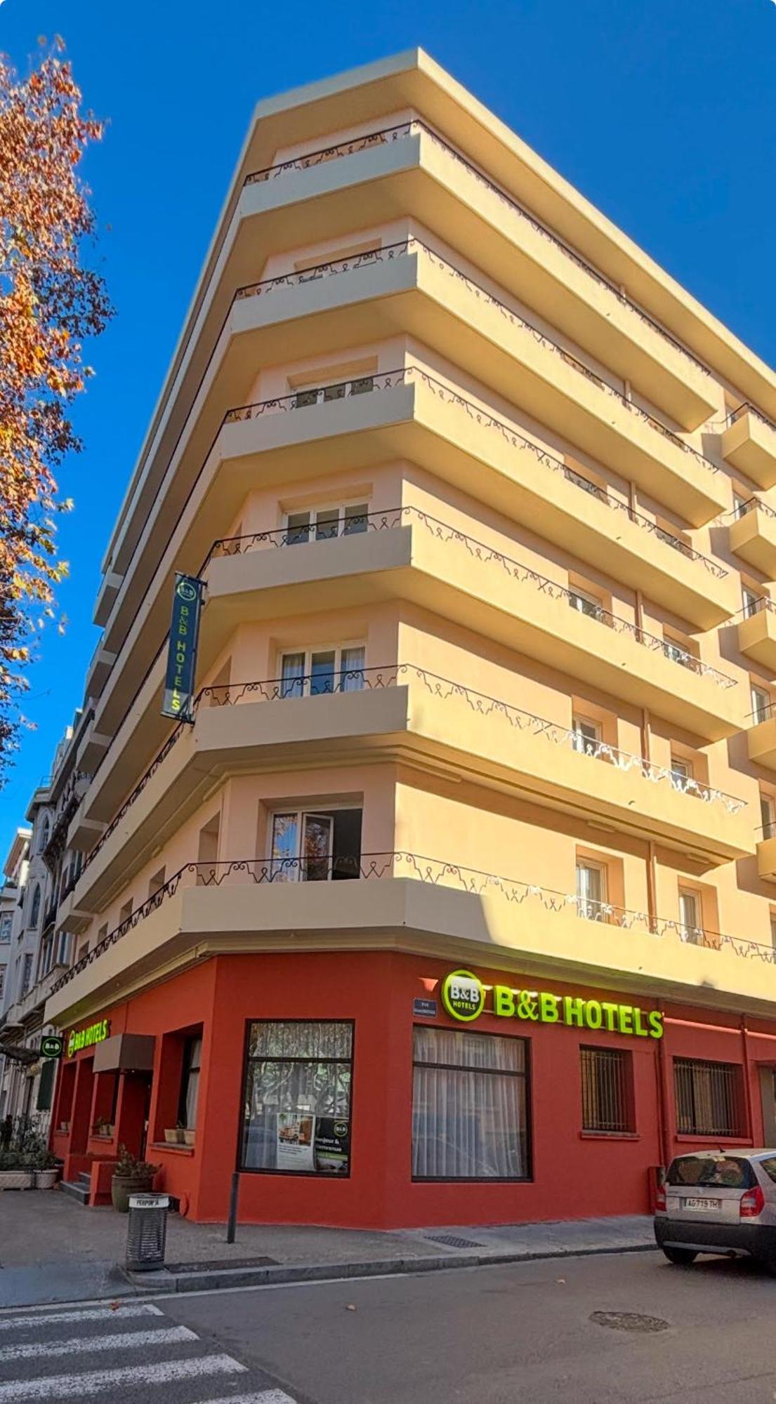 Centre Hotel