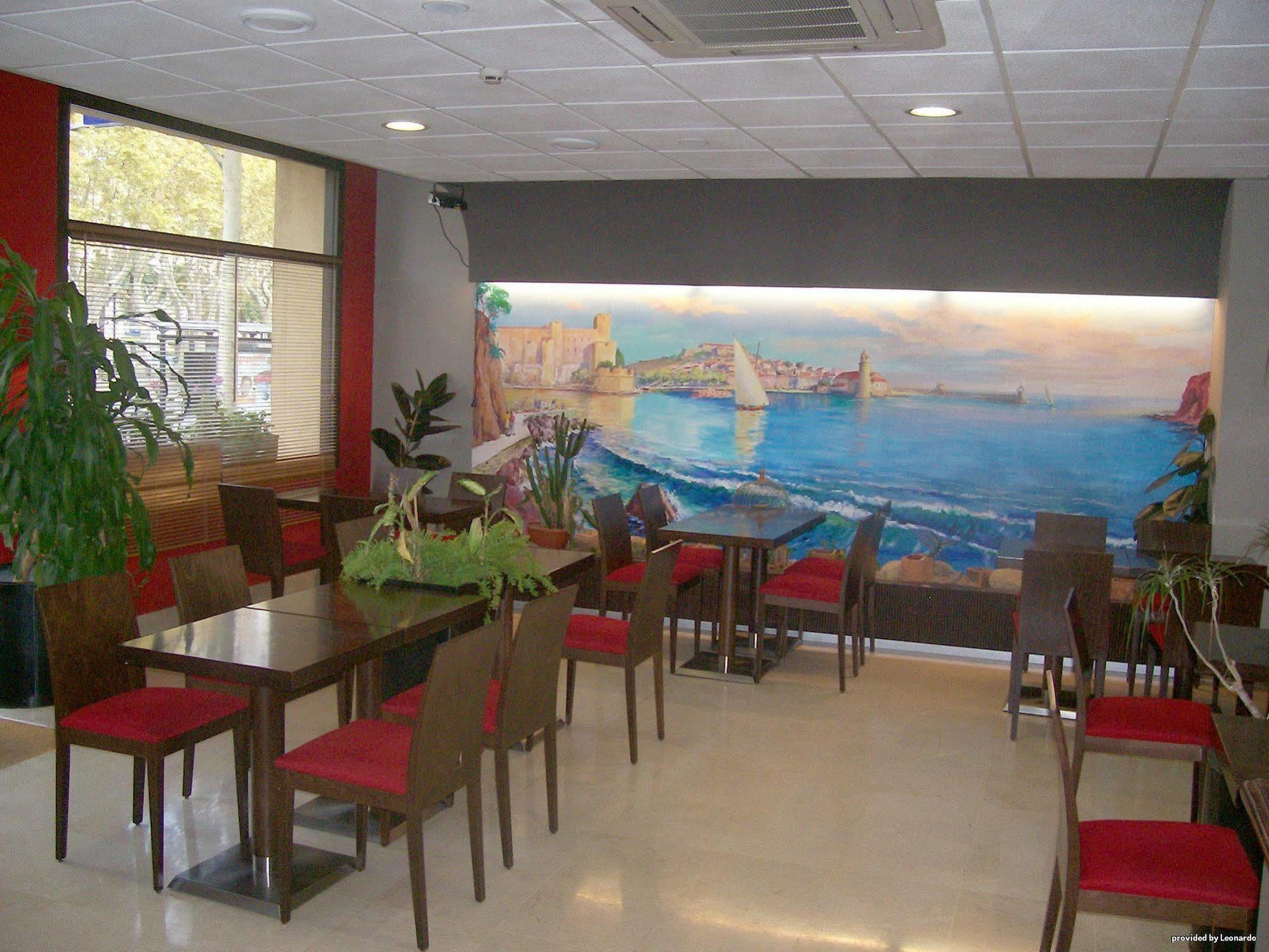 Hotel Centre 4*
